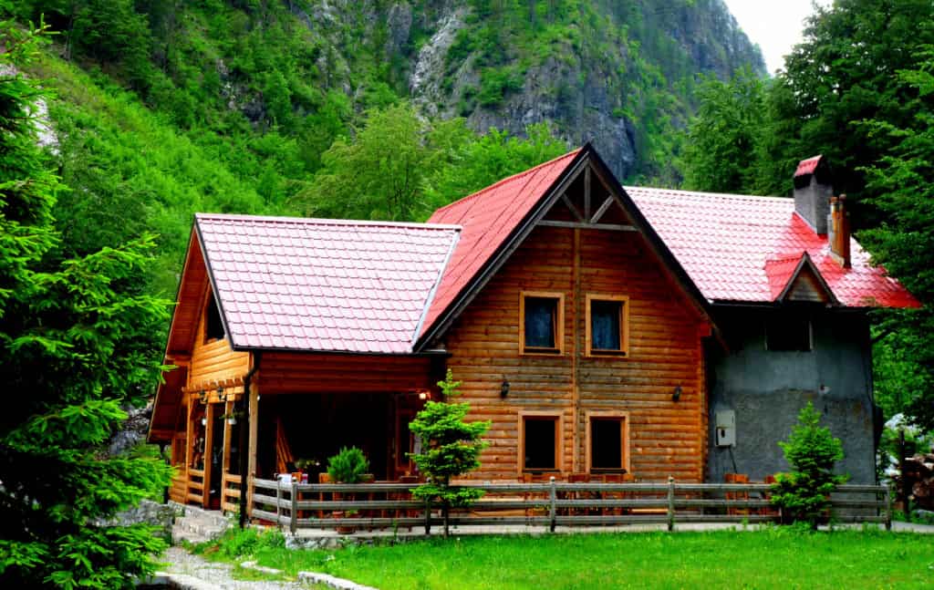 what is the difference between a hotel and a motel - What is the Difference Between a Hotel and a Motel? what is the difference between a hotel and a motel