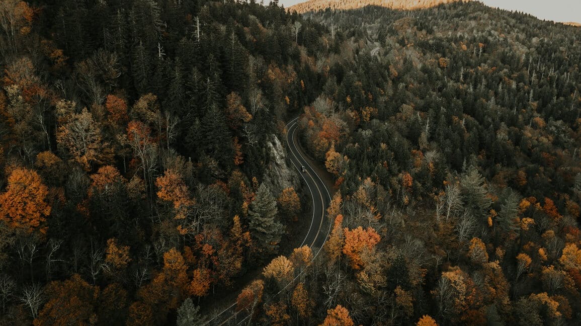 ev travel - EV Travel Planner: The Best Destinations in the US for Traveling In an EV Blue Ridge Parkway
