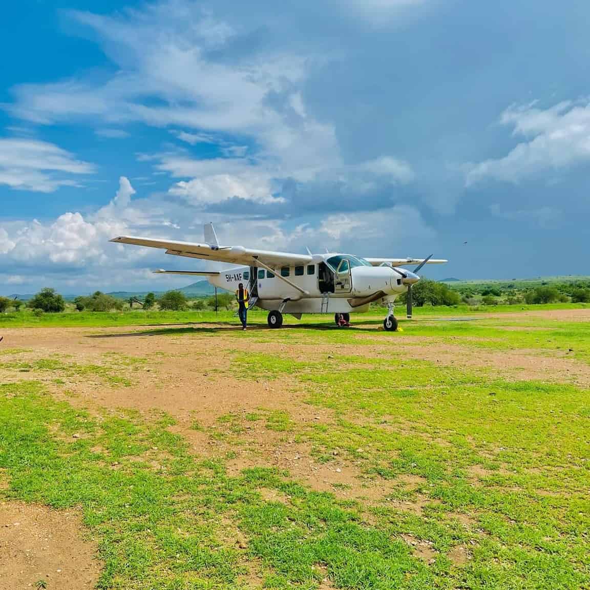 How to Get to Serengeti National Park - How to Get to Serengeti National Park From Arusha Flight with Auric Air