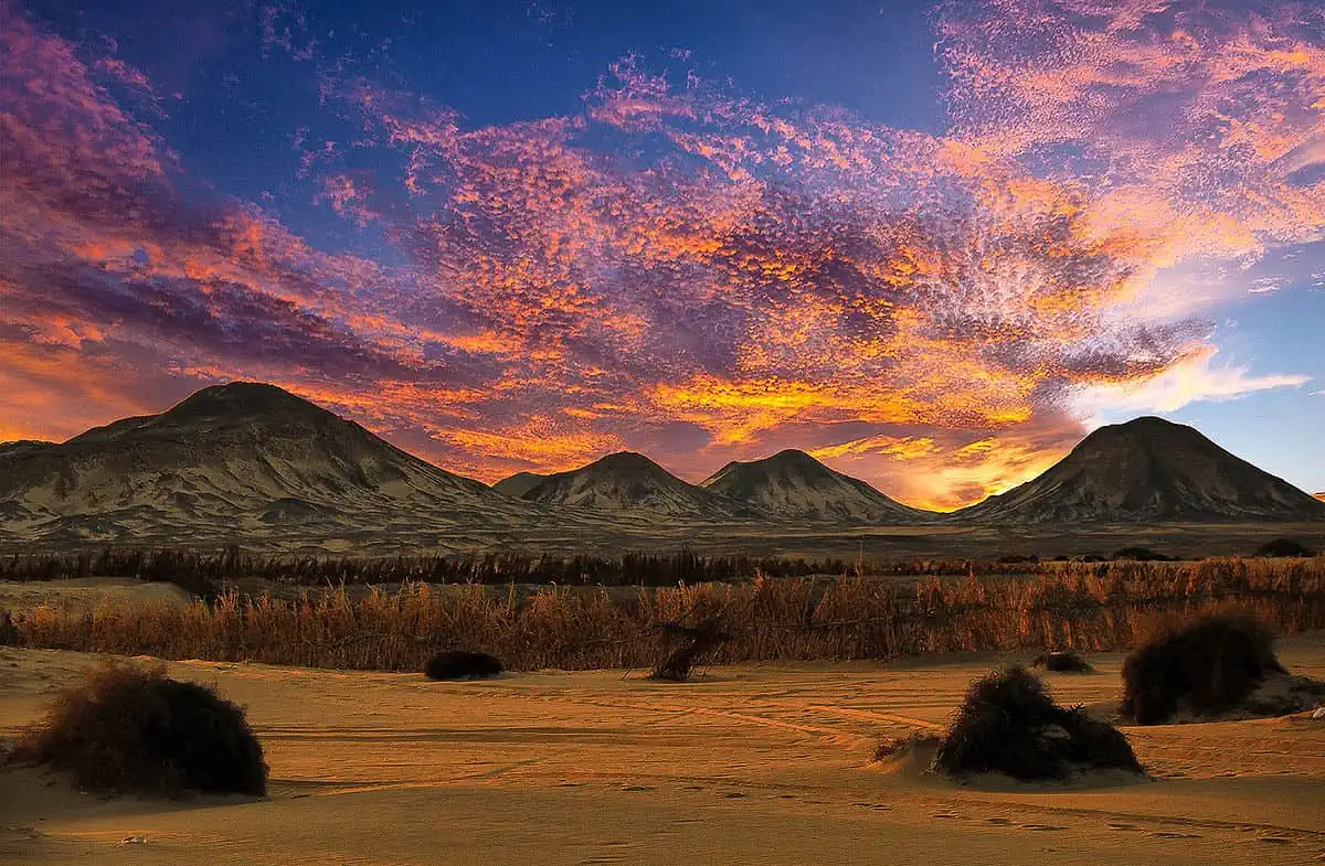 - English Mountain in Bahariya Oasis, Egypt Sunset in Bahariya, Egypt.