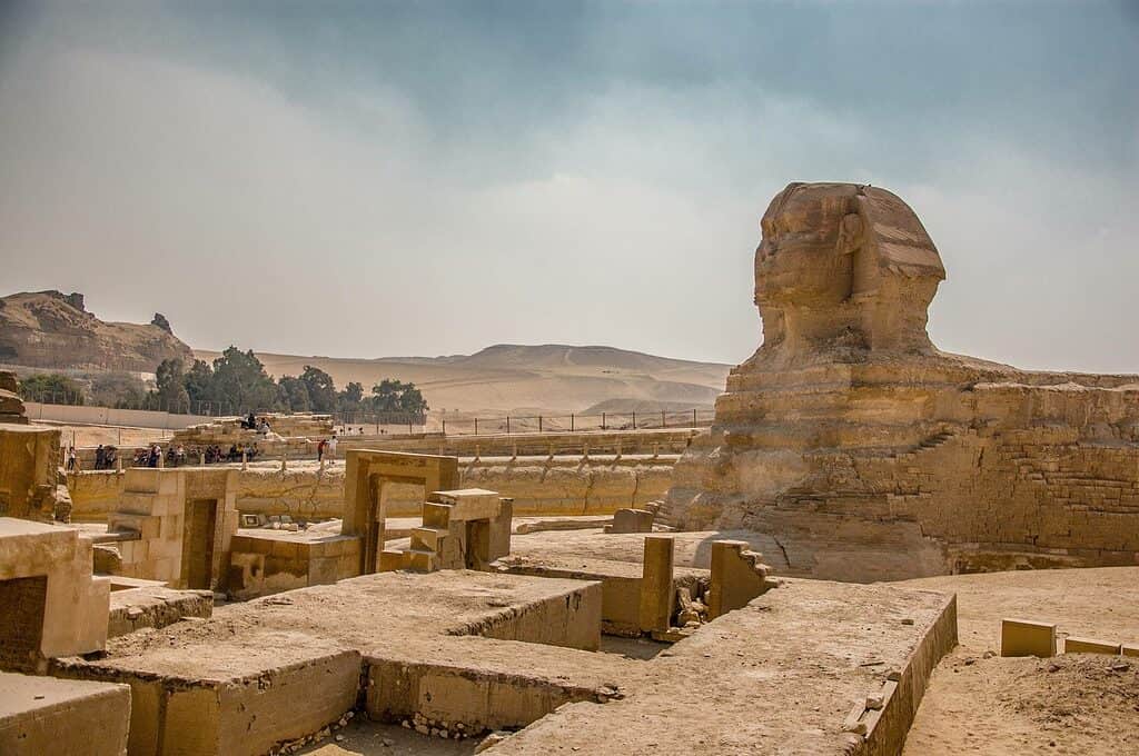 Inside the Pyramids of Giza - Walking Inside the Pyramids of Giza, Egypt Visiting the Pyramids of Giza