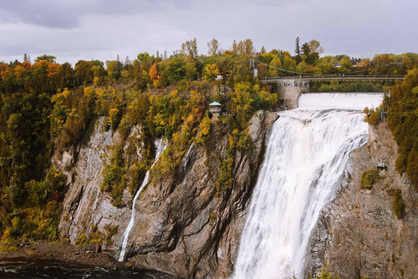 Waterfall in the Parc de la Cute-Montmorency, Quebéc, Canada. Photo by Sépaq.