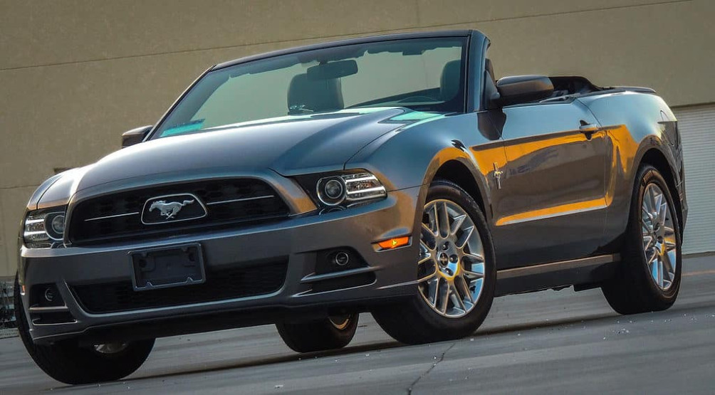 Ford Mustang Convertible